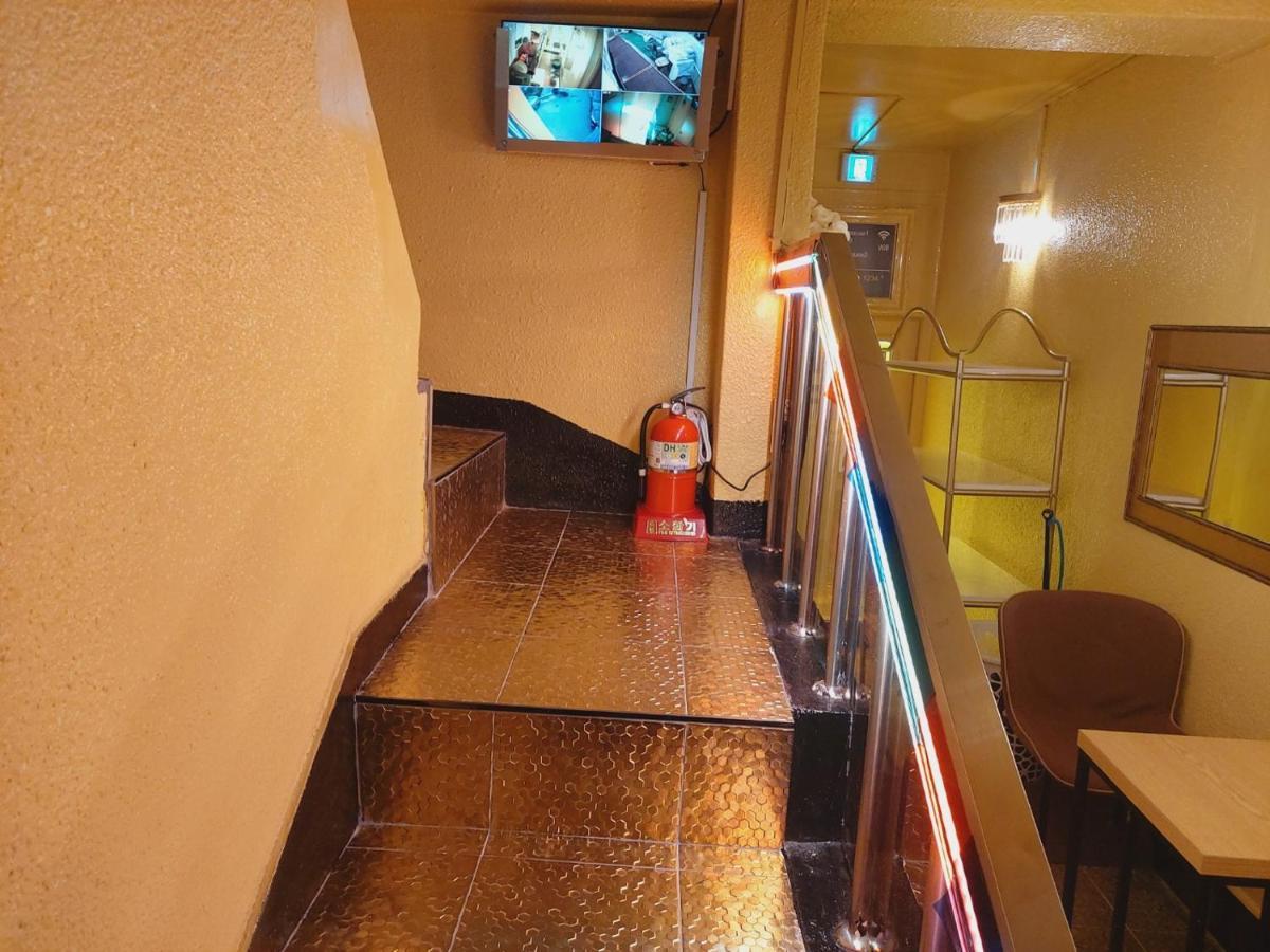 Seoul Guesthouse Foreigners Only Экстерьер фото